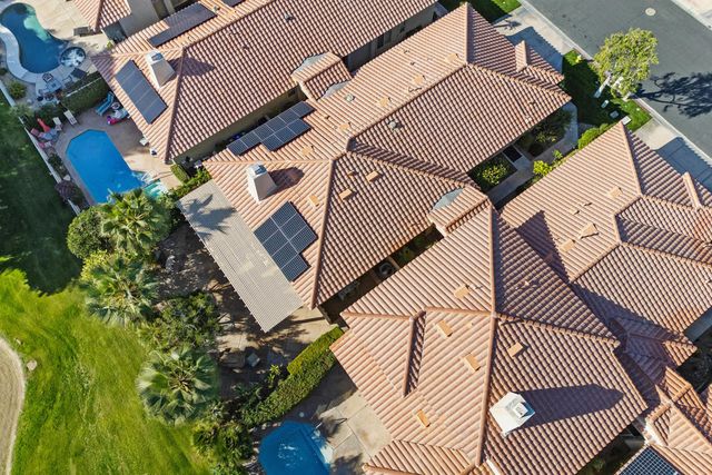 207 Kavenish Drive, Rancho Mirage, CA 92270