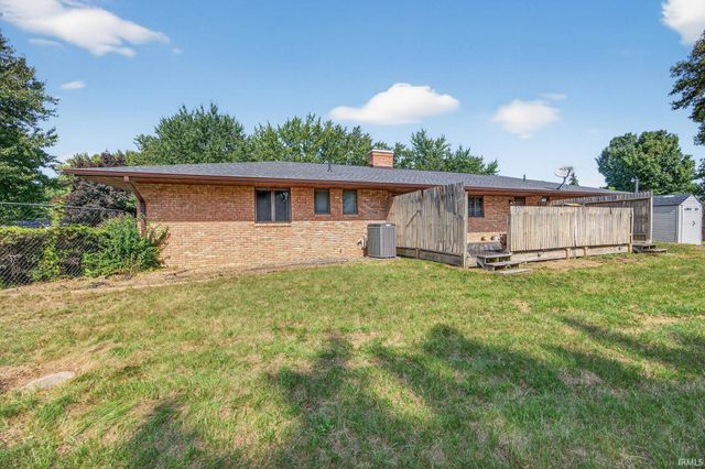 22058 Woodside Drive, Bristol, IN 46507