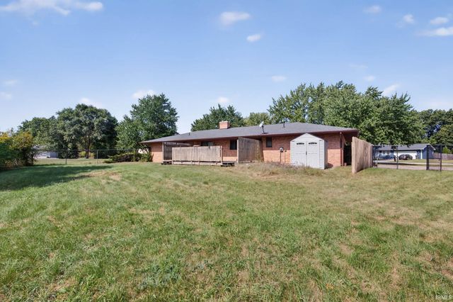 22058 Woodside Drive, Bristol, IN 46507