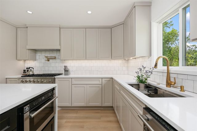 1101 Floradale DR, Austin, TX 78753