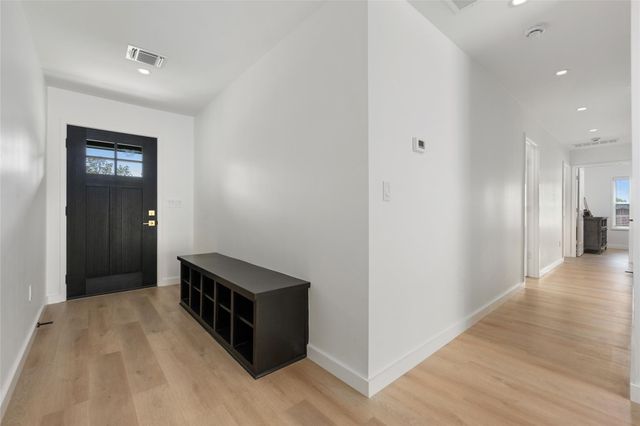 1101 Floradale DR, Austin, TX 78753
