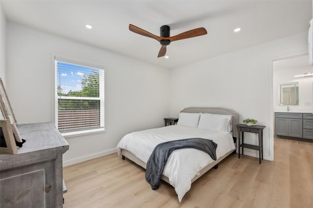 1101 Floradale DR, Austin, TX 78753