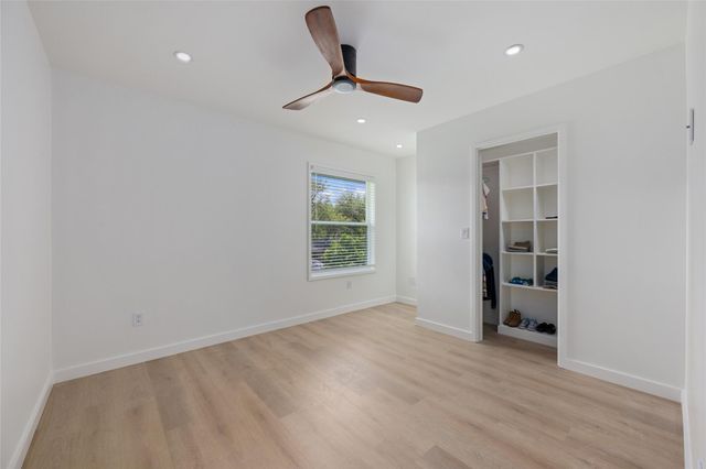 1101 Floradale DR, Austin, TX 78753