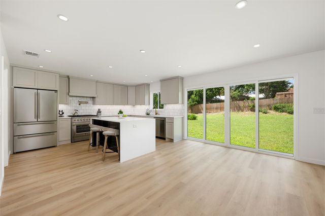 1101 Floradale DR, Austin, TX 78753