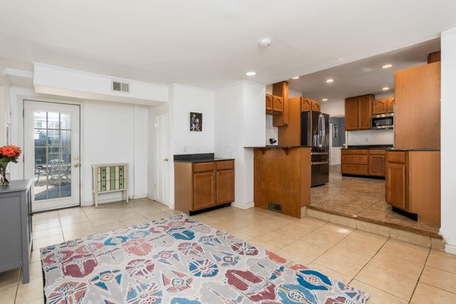 2640 Sherwood Road, Bexley, OH 43209
