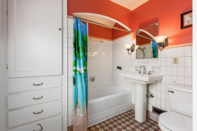 2640 Sherwood Road, Bexley, OH 43209