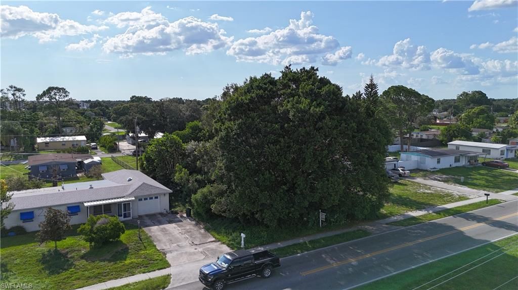 203 Alabama RD S, LEHIGH ACRES, FL 33936 — photo 3