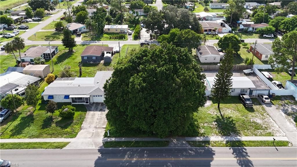 203 Alabama RD S, LEHIGH ACRES, FL 33936 — photo 4