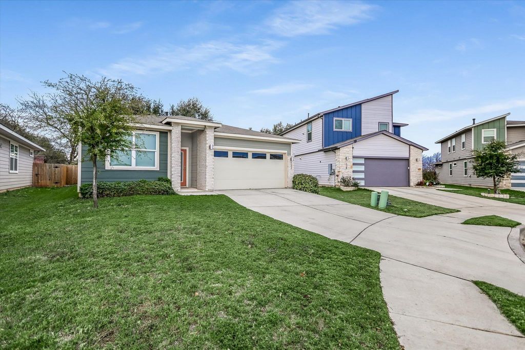 132 Shawii PASS, Leander, TX 78641