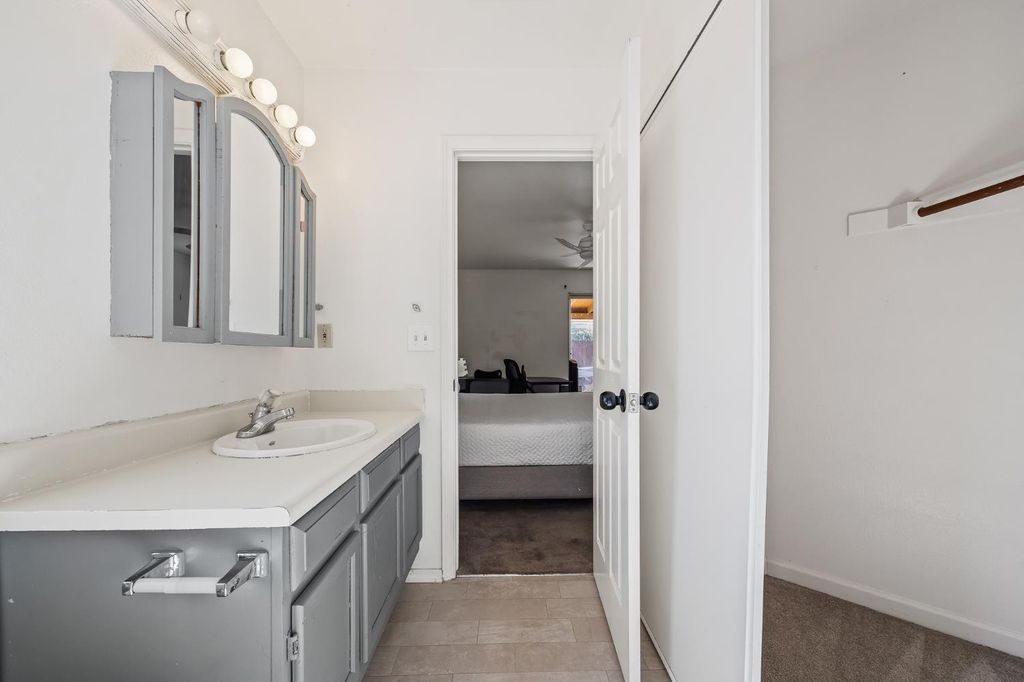 Image 21 of property listing at 434 Occidential, Merced, CA 95348