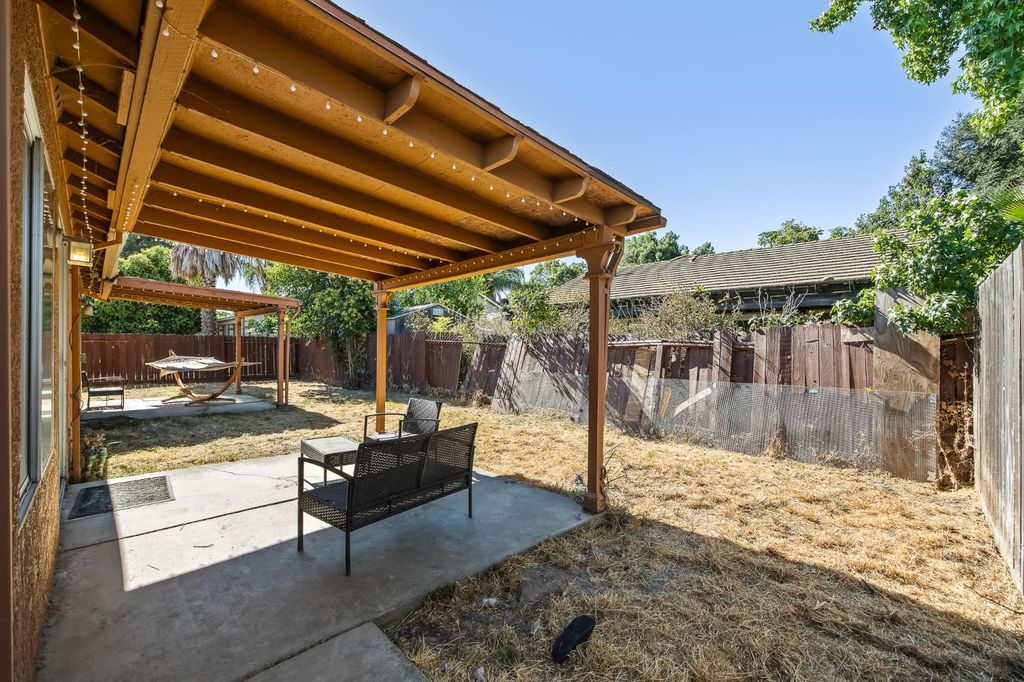 Image 35 of property listing at 434 Occidential, Merced, CA 95348