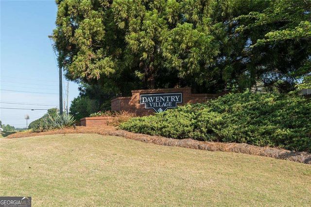 207 Daventry Way, Woodstock, GA 30188