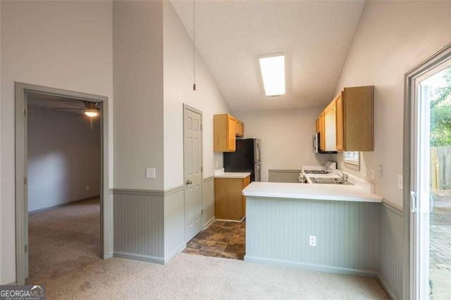 207 Daventry Way, Woodstock, GA 30188