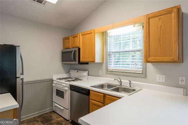 207 Daventry Way, Woodstock, GA 30188