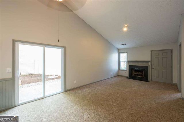 207 Daventry Way, Woodstock, GA 30188