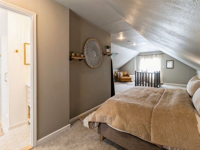 1000 66th Street, Windsor Heights, IA 50324