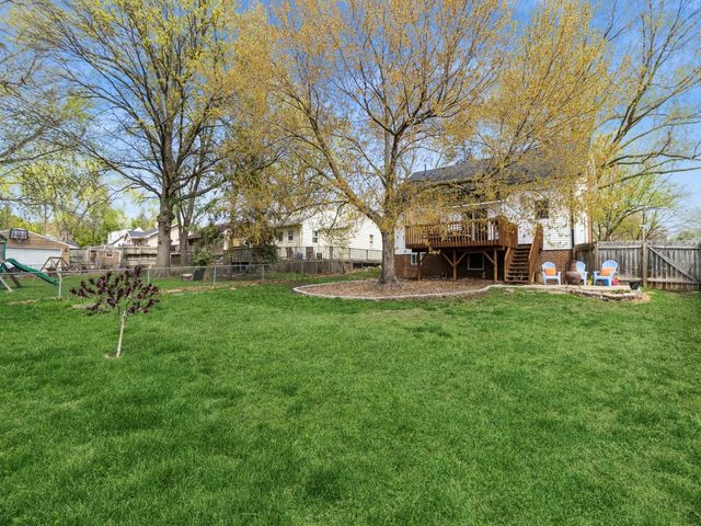 1000 66th Street, Windsor Heights, IA 50324