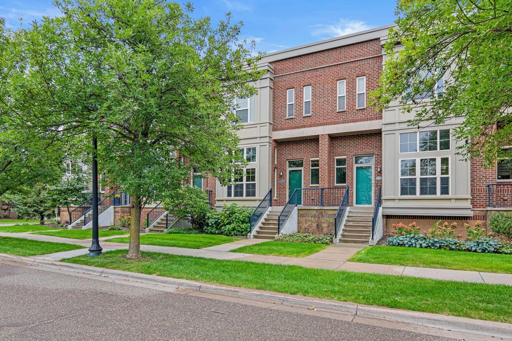 12353 82nd Avenue N, Maple Grove, MN 55369 — exterior