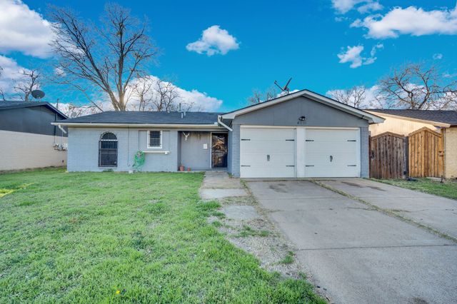 4916 Eastover Avenue, Fort Worth, TX 76119