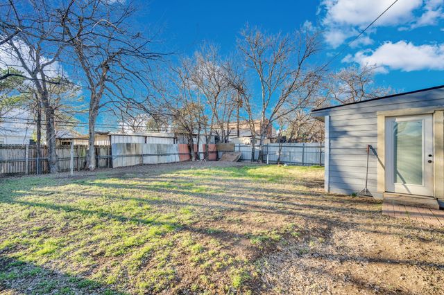 4916 Eastover Avenue, Fort Worth, TX 76119