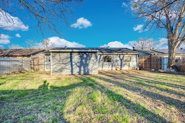 4916 Eastover Avenue, Fort Worth, TX 76119