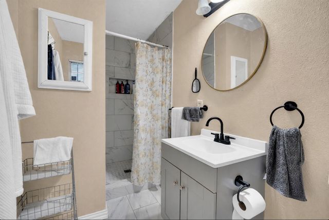 4916 Eastover Avenue, Fort Worth, TX 76119