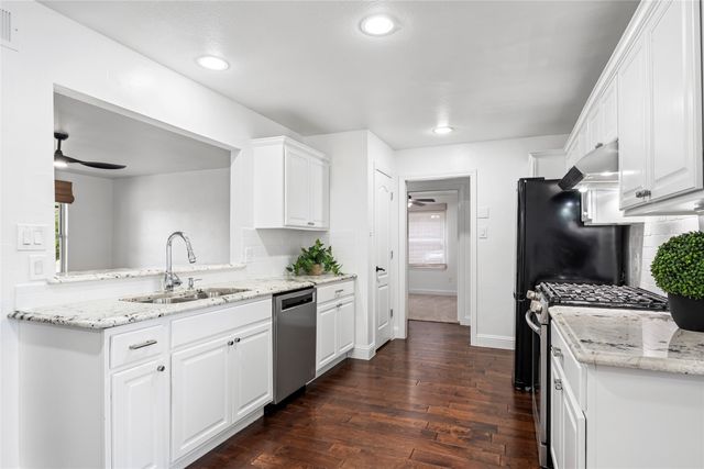 3140 Colchester Drive, Farmers Branch, TX 75234