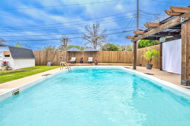 3140 Colchester Drive, Farmers Branch, TX 75234