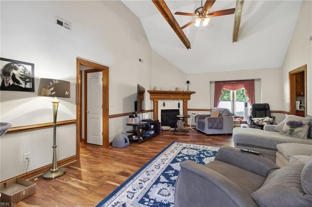 412 Weeping Cedar TRL, Chesapeake, VA 23323