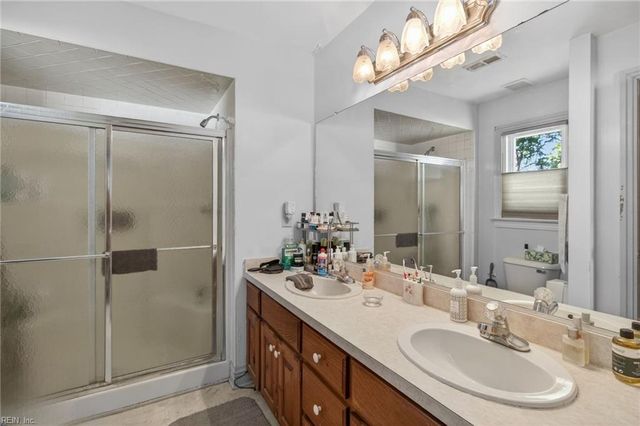 412 Weeping Cedar TRL, Chesapeake, VA 23323