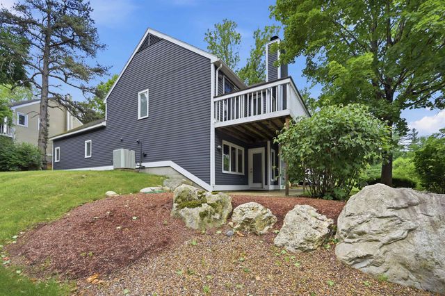 12 Charles Chase Way, Manchester, NH 03104