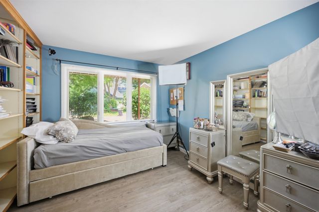 12 Charles Chase Way, Manchester, NH 03104