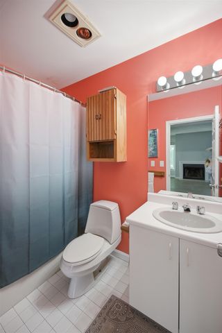 12 Charles Chase Way, Manchester, NH 03104