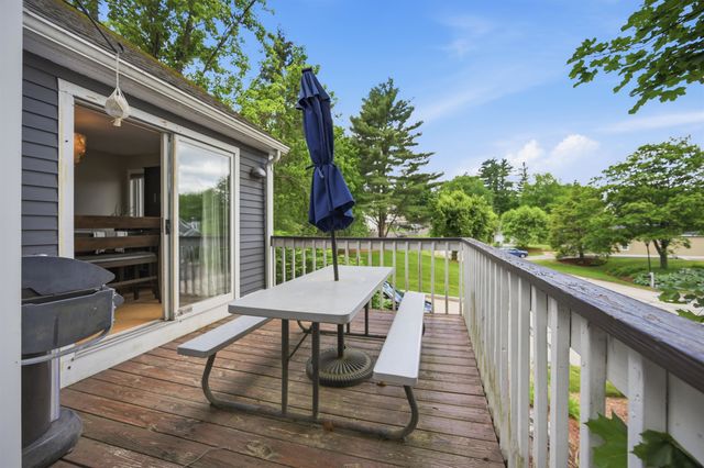 12 Charles Chase Way, Manchester, NH 03104