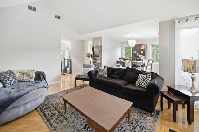 12 Charles Chase Way, Manchester, NH 03104