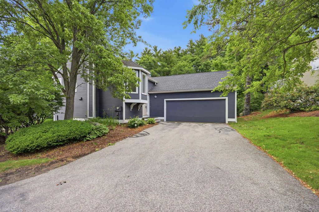 12 Charles Chase Way, Manchester, NH 03104