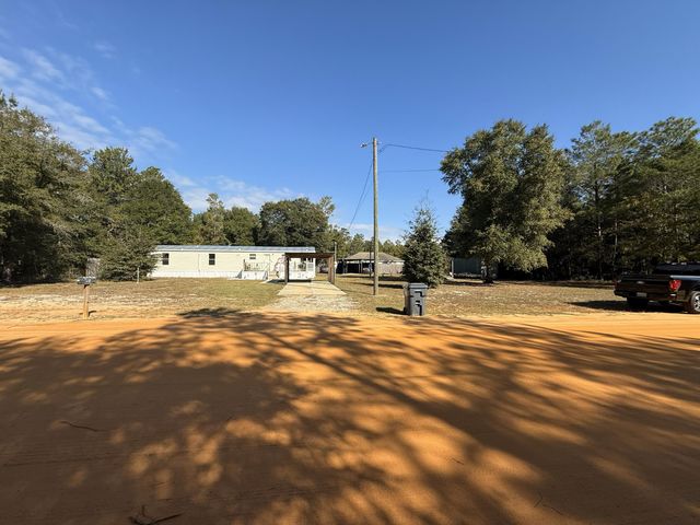280 Meteyard Lane, Defuniak Springs, FL 32433