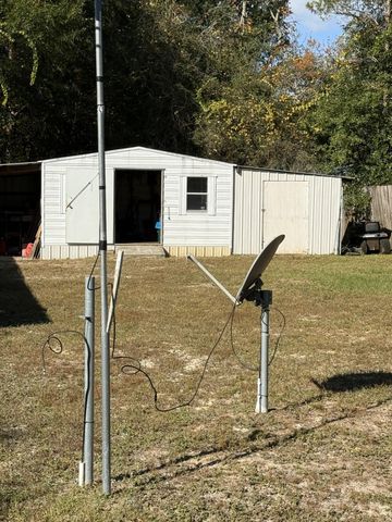 280 Meteyard Lane, Defuniak Springs, FL 32433