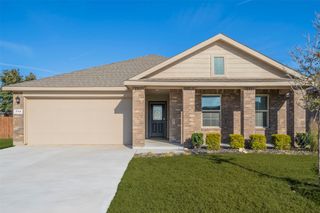 714 Christopher Drive, Cleburne, TX 76033