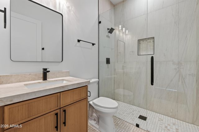 1335 E KALER Drive, Phoenix, AZ 85020