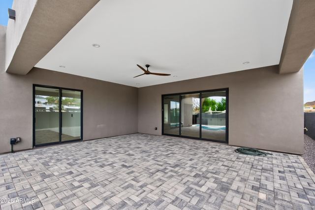 1335 E KALER Drive, Phoenix, AZ 85020