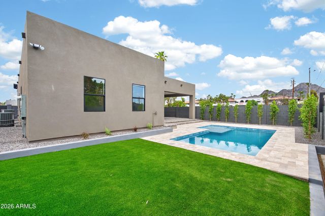 1335 E KALER Drive, Phoenix, AZ 85020