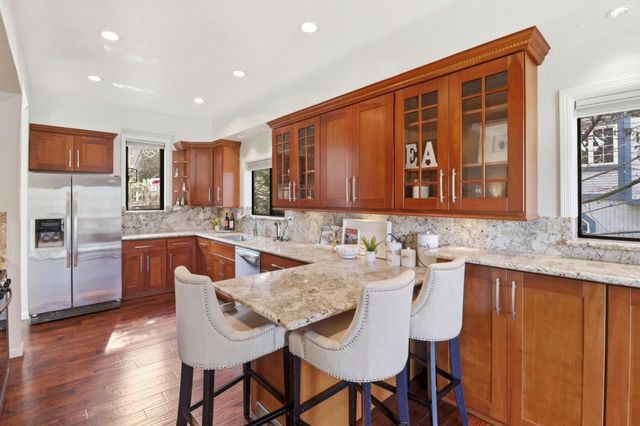 2506 Ralston Avenue, Belmont, CA 94002