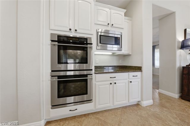 3904 Specula Wing Drive, North Las Vegas, NV 89084