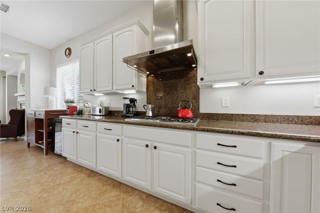 3904 Specula Wing Drive, North Las Vegas, NV 89084