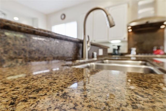 3904 Specula Wing Drive, North Las Vegas, NV 89084