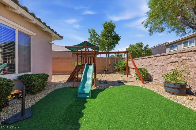 3904 Specula Wing Drive, North Las Vegas, NV 89084