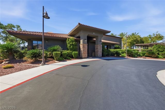 3904 Specula Wing Drive, North Las Vegas, NV 89084