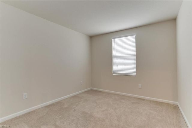 429 Forecastle ST, Portsmouth, VA 23701