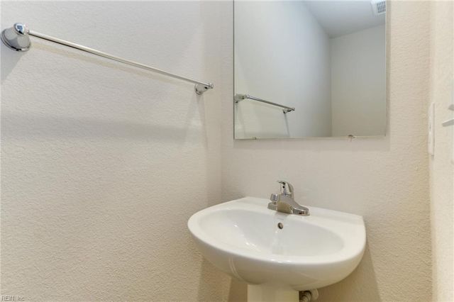 429 Forecastle ST, Portsmouth, VA 23701